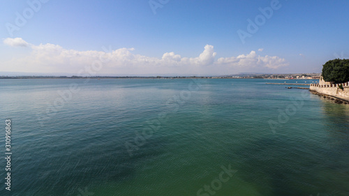 Fototapeta Naklejka Na Ścianę i Meble -  sea and blue sky