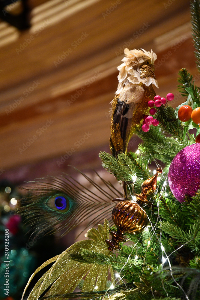 Sparkling Christmas Decorations With Yellow Dummy Parrot Peacock