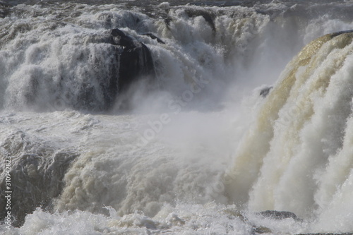 Fototapeta Naklejka Na Ścianę i Meble -  waterfall in winter