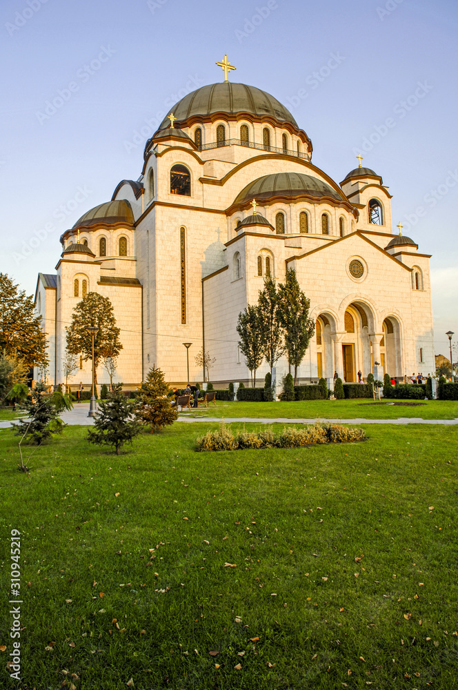 Beograd, Kirche des Heiligen Sava im Stadtteil Vracar, Serbien-M