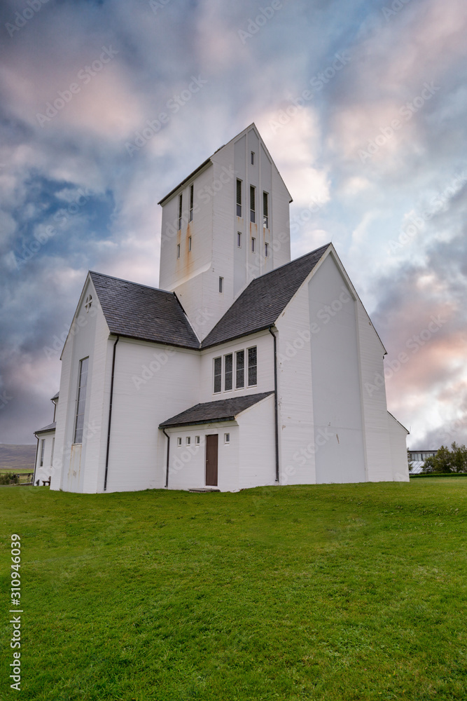 Fototapeta premium Icelandic church iceland traditional style