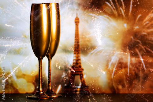 golden champagne glasses New Year in Paris