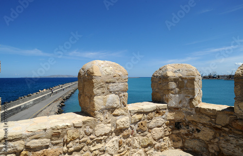 La terrasse de la forteresse de Koulès à Héraklion en Crète