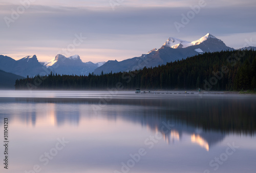 Maligne Lake close to Jasper with early morning mood, Alberta, Canada © alfotokunst