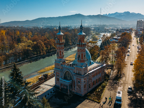 Sunnite Mukhtarov Mosque in Vladikavkaz, aerial view photo