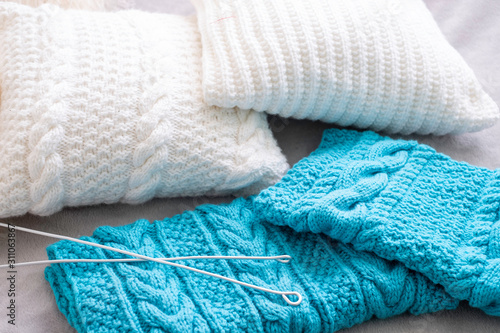 Knitting set with white and blue yarn