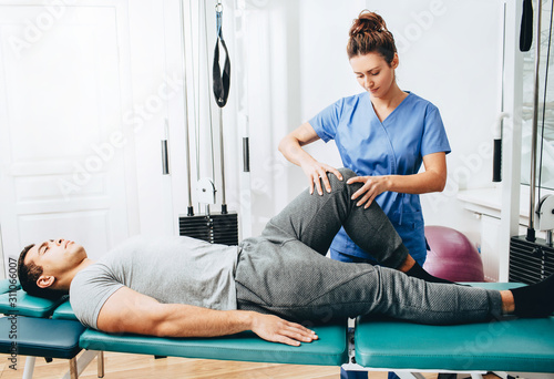 Фотография Joint, knee and leg pain treatment