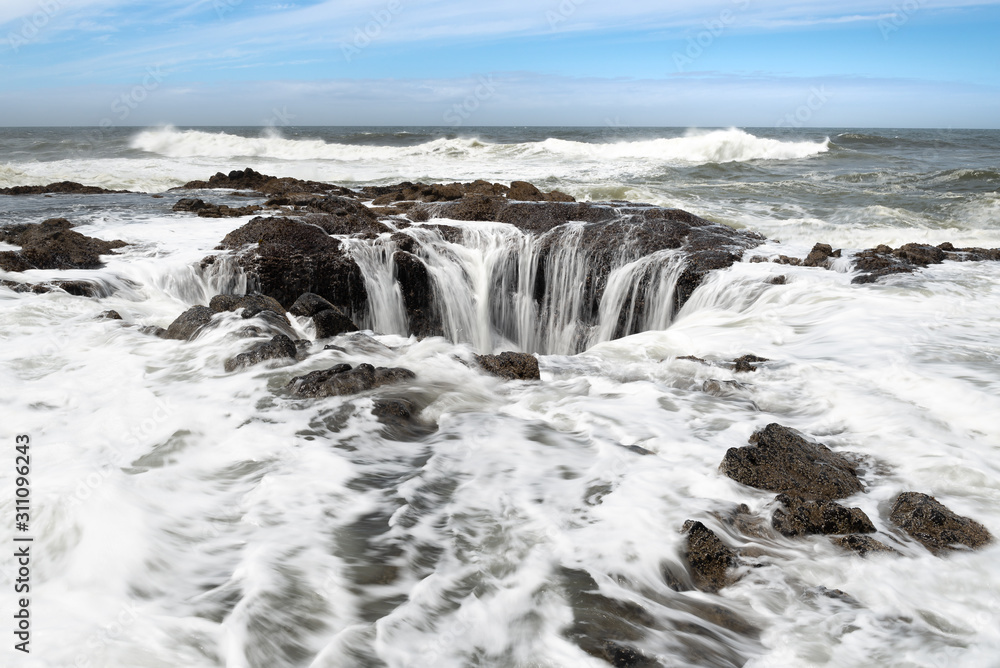 Thor's Well at Cape Perpetua, Oregon Coast, USA	