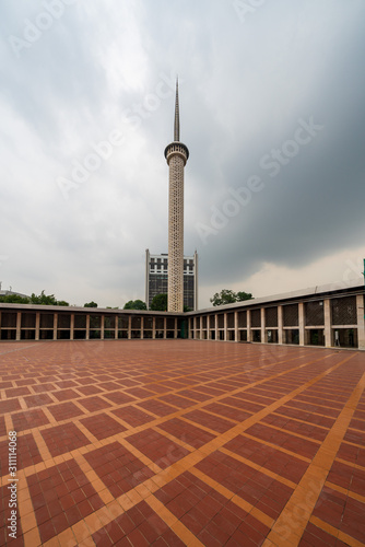 Minaretat  Istiqlal mosque,...
