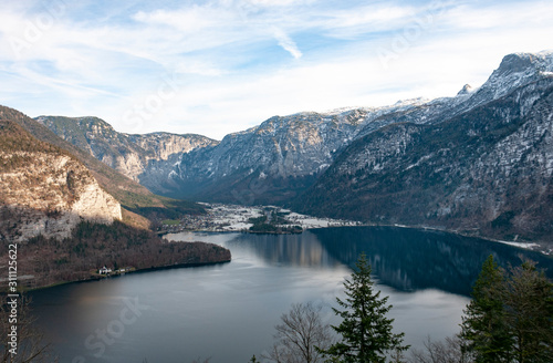 Hallstatter lake in Austrian Tirol © Nikolay
