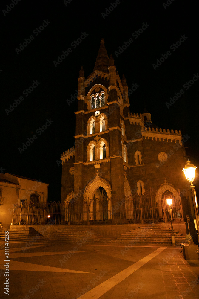 Fototapeta premium church at night