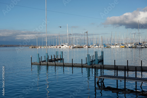 Les quais du port de Genève