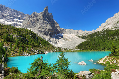 Fototapeta Naklejka Na Ścianę i Meble -  Turquoise Sorapis Lake with Dolomite Mountains, Italy, Europe