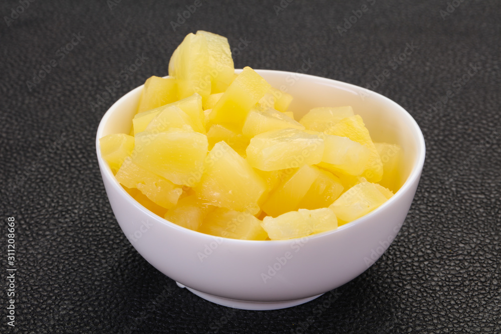 Marinated pineapple pieces Marinated pineapple pieces