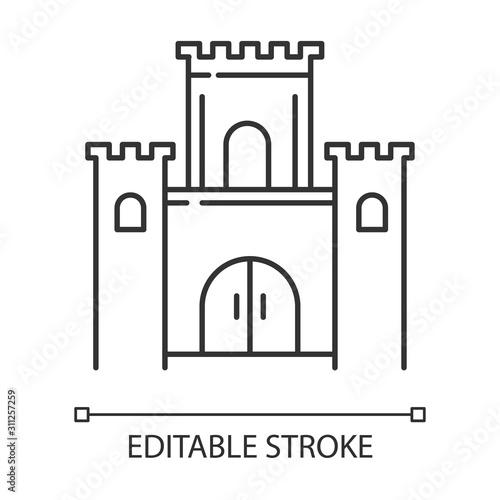 Solomon temple Bible story linear icon. Jerusalem king castle. Worship building. Biblical narrative. Thin line illustration. Contour symbol. Vector isolated outline drawing. Editable stroke