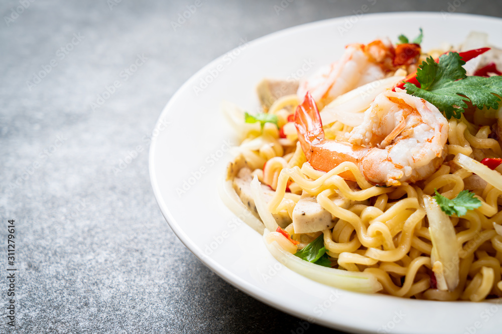spicy instant noodles salad with shrimps