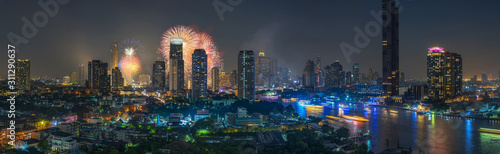 Canvas Print Fantastic Multicolor Firework exploding over the panorama of Bangkok Cityscape r