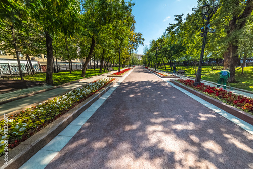 Sretensky Boulevard.Beautiful places fascinate tourists.City the Moscow