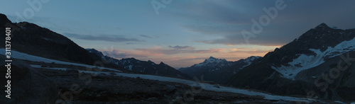 pano of sunset in mountains