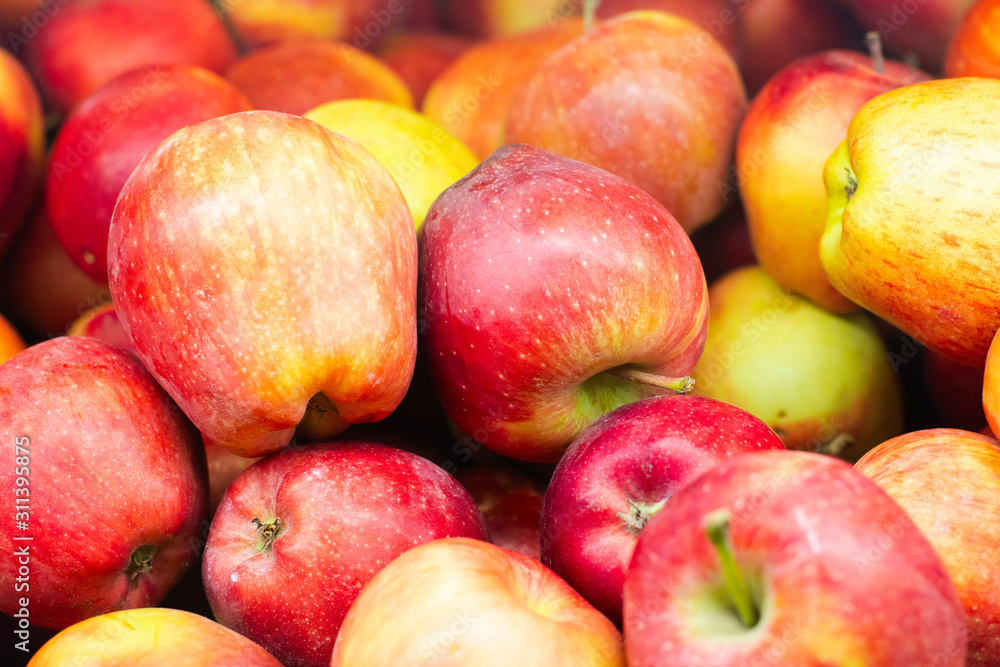 Delicious fresh red apples in the supermarket. Delicious fresh red apples in the supermarket.