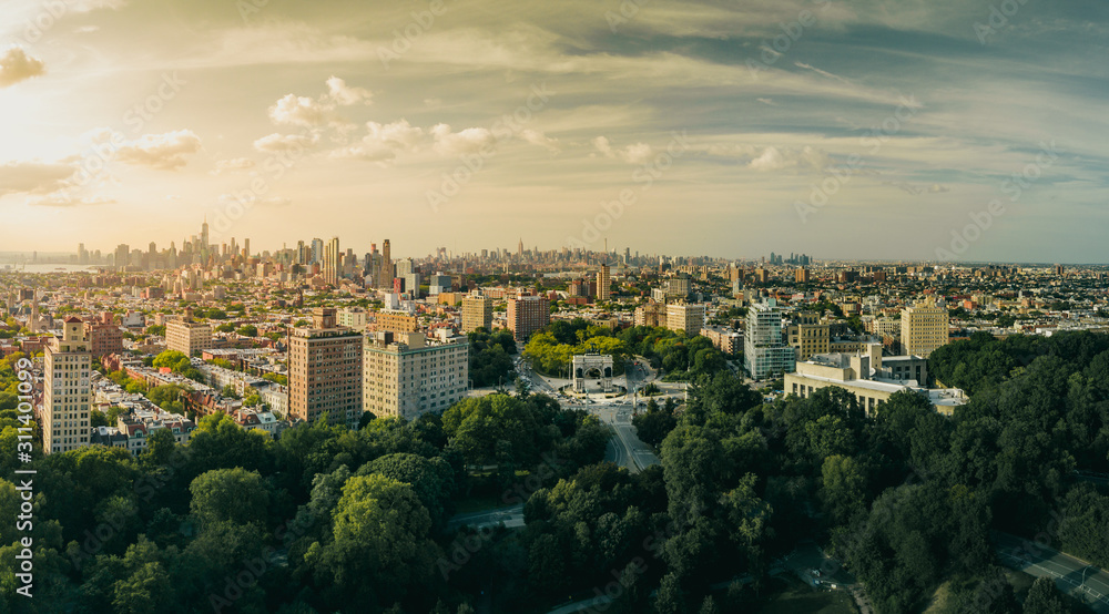Aerial view of Brooklyn from Prospect Park - obrazy, fototapety, plakaty 