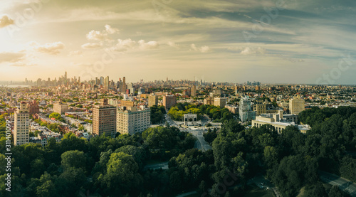 Fényképezés Aerial view of Brooklyn from Prospect Park