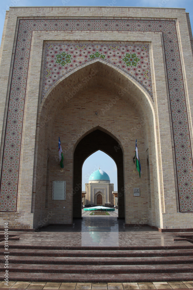 Obraz premium Uzbekistan, Tashkent, Suzuk Ota Complex