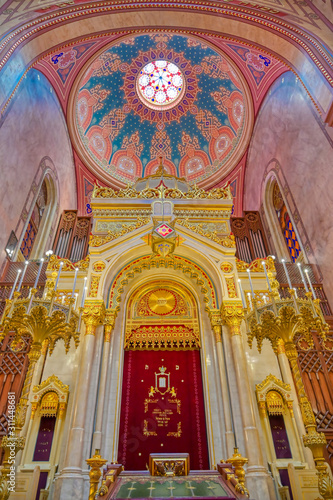 Photography Budapest, Hungary - May 26, 2019 - The Interior of the Dohany Street Synagogue, built in 1859, located in Budapest, Hungary