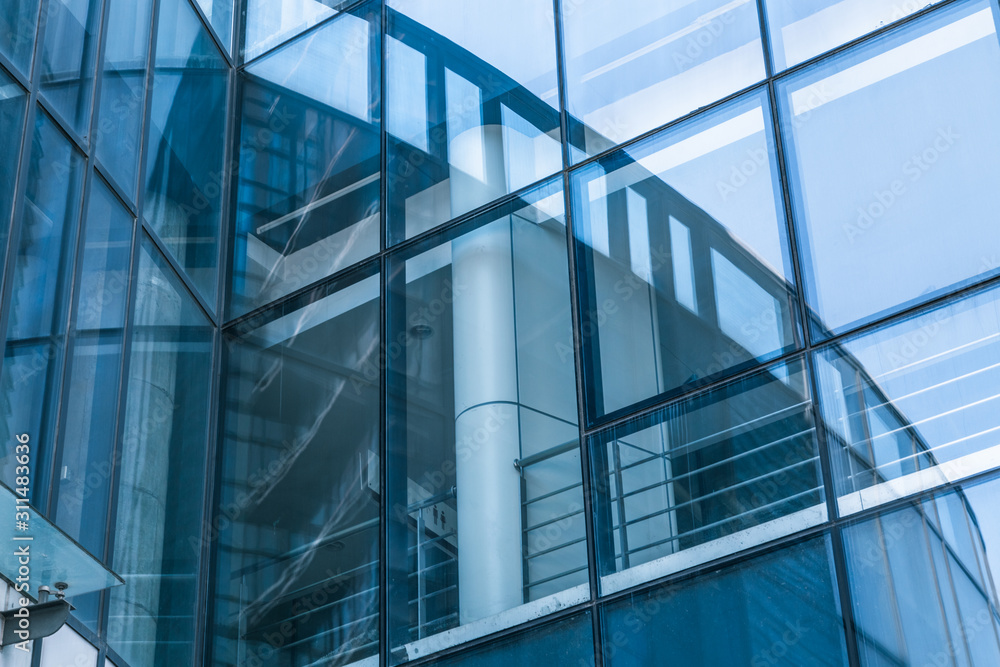 Obraz premium Urban abstract - windowed corner of office building.