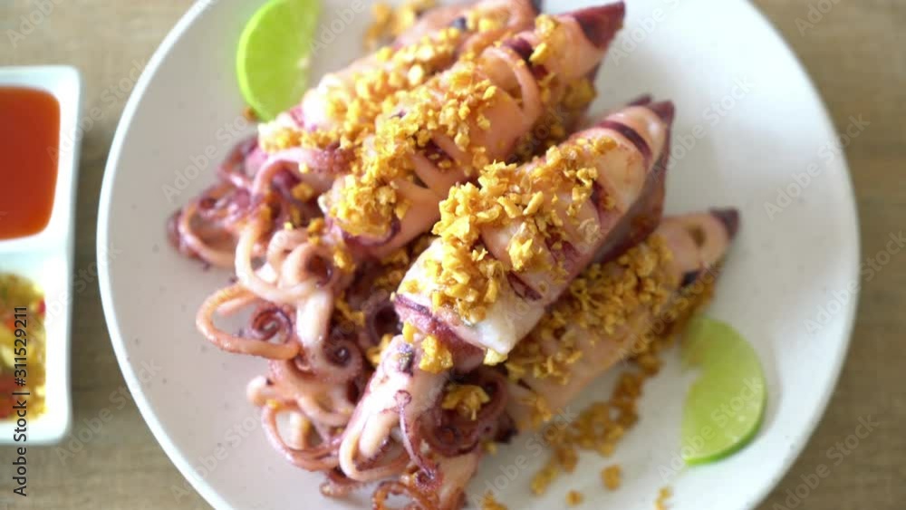 fried squid with garlic and sauce fried squid with garlic and sauce