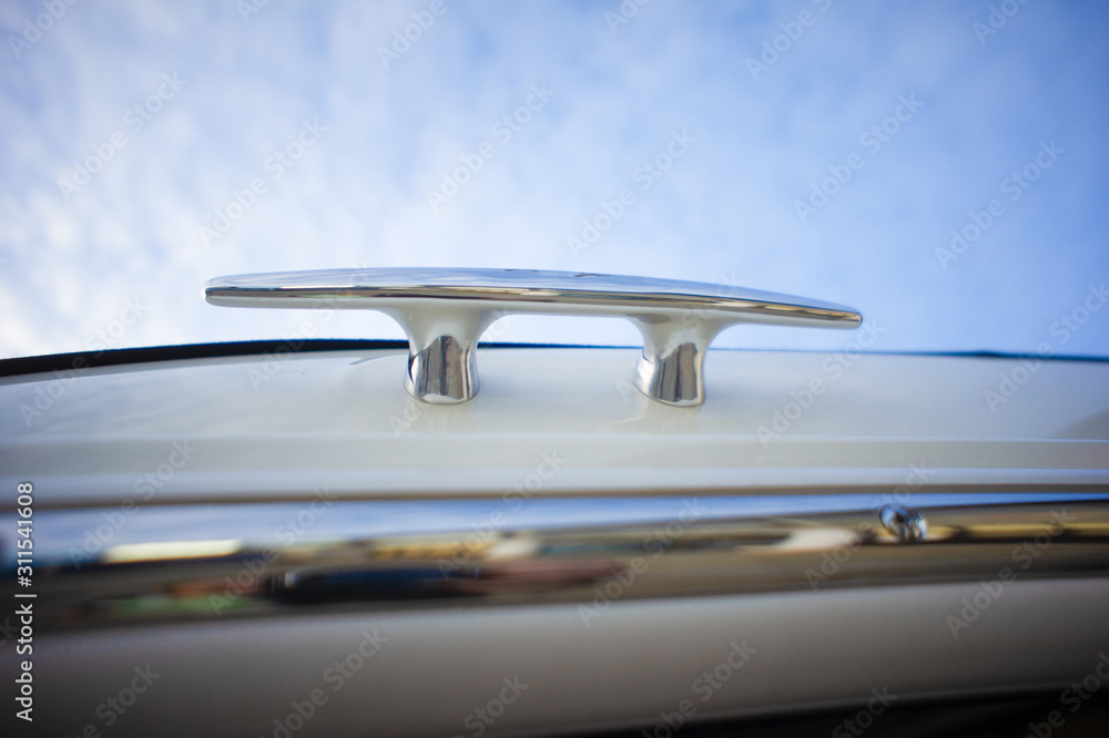 Obraz premium Cleat for mooring a ship