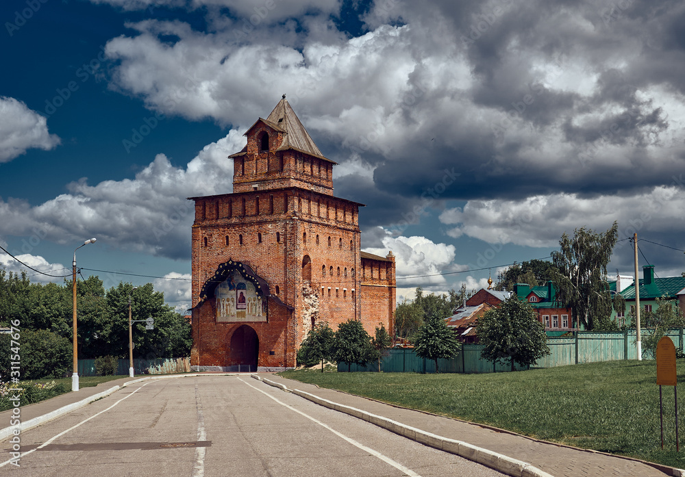 Kolomna Kremlin, view of the main, Pyatnitsky Gate or Spassky Tower, 1525-1531