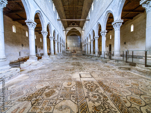 Obraz na płótnie UNESCO Weltkulturerbe, Aquileia Basilika, Italien, Friaul, Julis