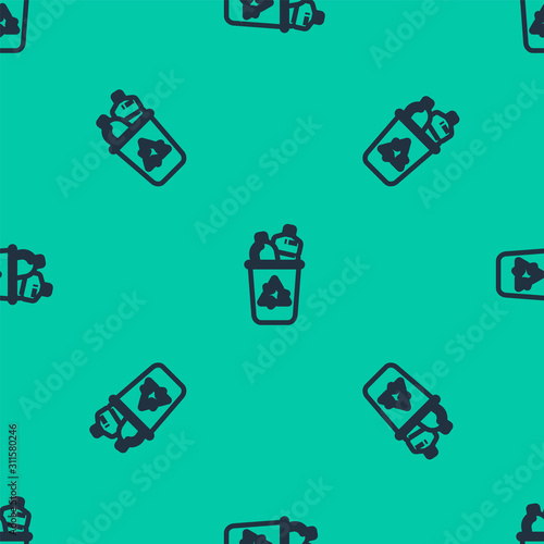 Blue line Recycle bin with recycle symbol icon isolated seamless pattern on green background. Trash can icon. Garbage bin sign. Recycle basket sign.  Vector Illustration