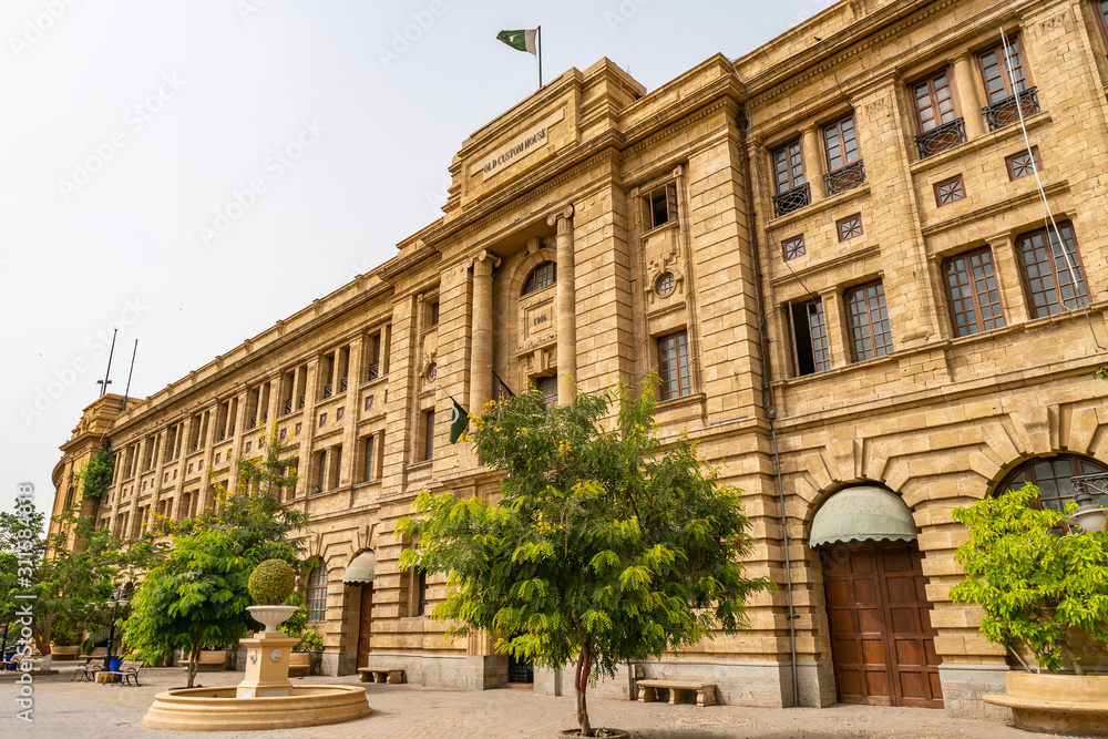 Karachi Imperial Old Custom House 38