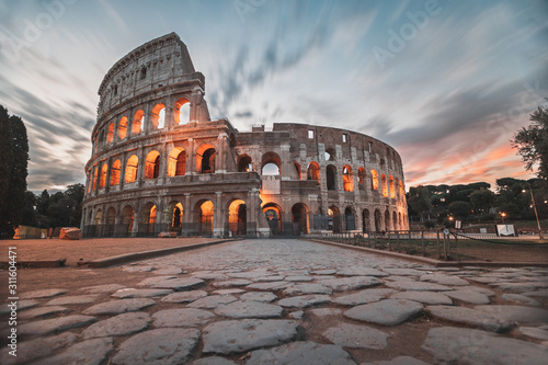 Print op canvas colosseum in rome at sunrise