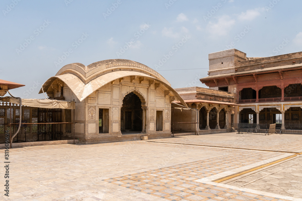 Lahore Fort Complex 117