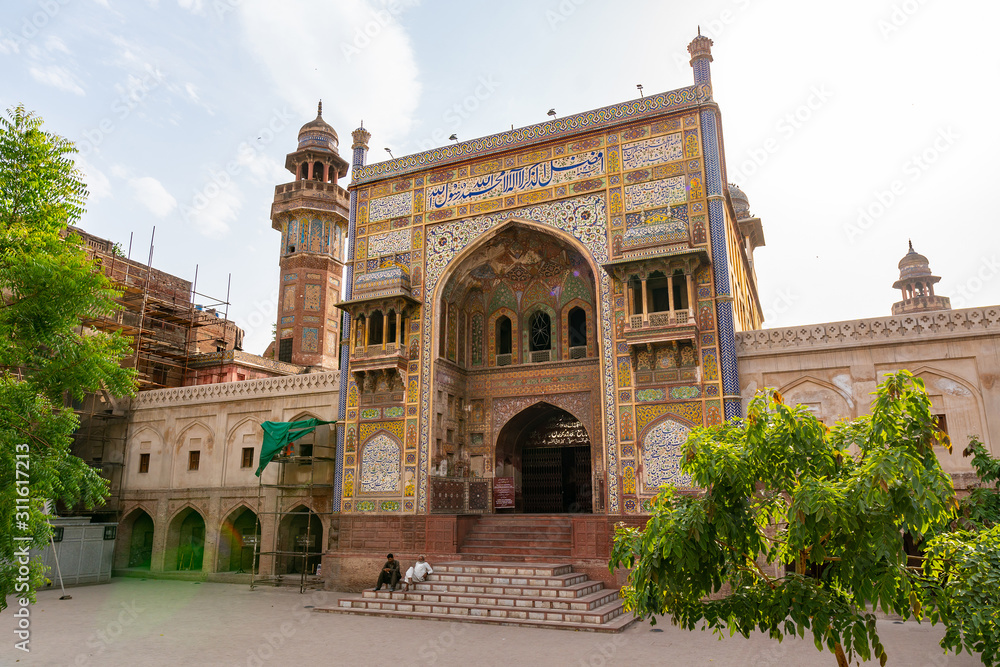 Lahore Wazir Khan Mosque 229