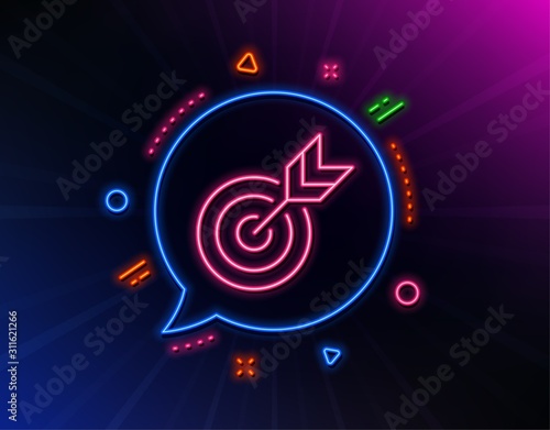 Target line icon. Neon laser lights. Marketing targeting strategy symbol. Aim with arrows sign. Glow laser speech bubble. Neon lights chat bubble. Banner badge with target icon. Vector
