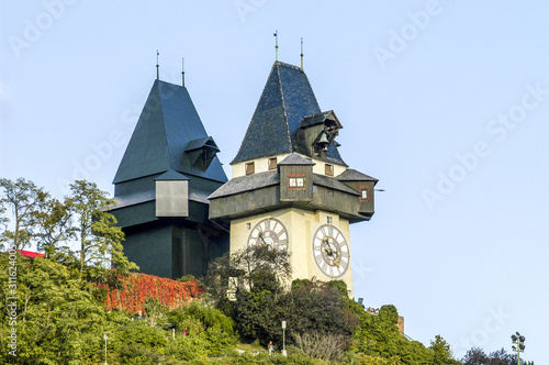Graz 2003, Uhrturm mit Schatten, Österreich, Graz, Uhrturm