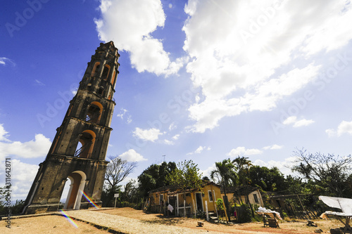 Kuba, Valle de los Igenios, Torre de Iznaga, Sancti Spiritus photo