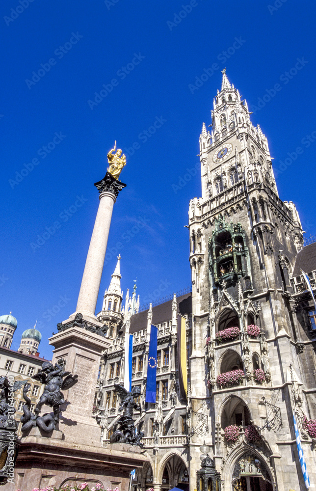 Fototapeta premium München, Rathaus, Marienplatz, Deutschland, Bayern