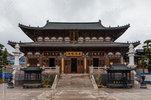 Canvas Print Main hall of Jingshan Temple, Yuhang, Hangzhou, China, with a history of over 1200 years and great significance in Sino-Japan Buddhism exchange