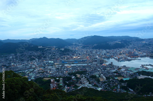 稲佐山からの長崎市眺望