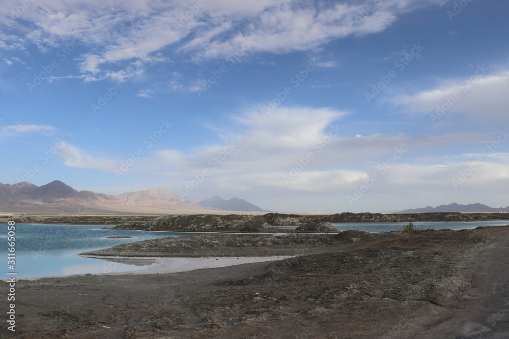 Dachaidan Emerald Salt Lake in Qinghai Province, China