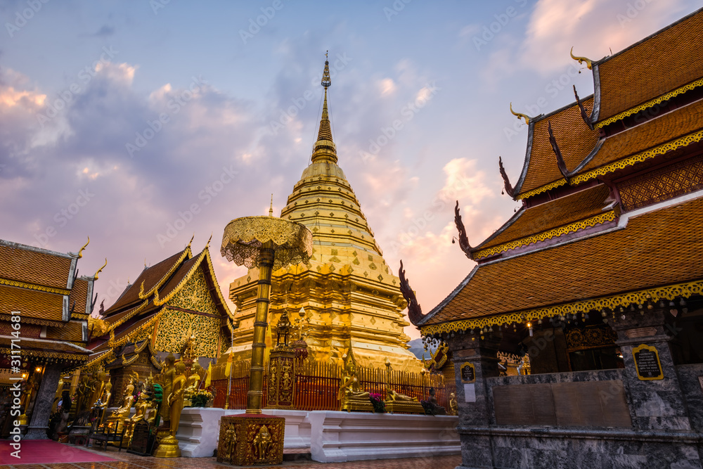 Fototapeta premium Phra That Doi Suthep Temple