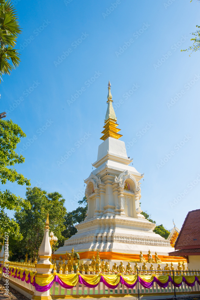 Naklejka premium Wat Phra That Bang Phuan is the old temple in Nongkhai of Thailand