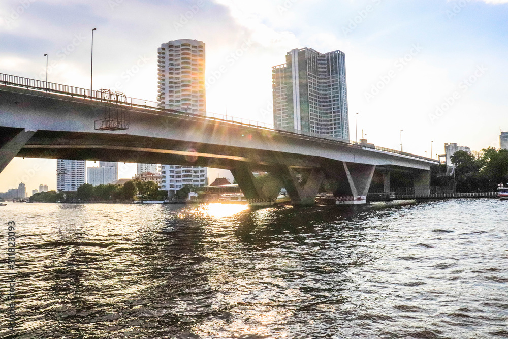 Naklejka premium A beautiful view of Chao Phraya River in Bangkok, Thailand.