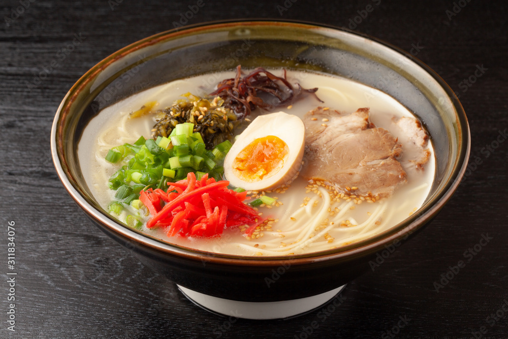 とんこつラーメン