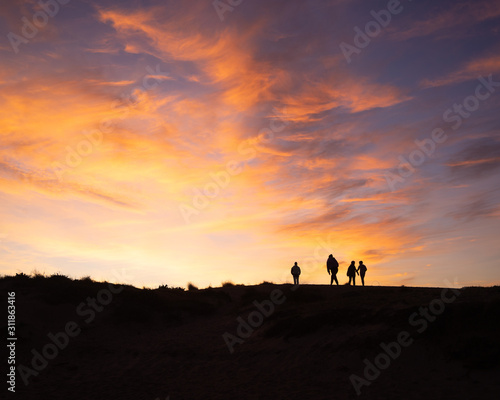 People walking in the dunes © Nacho